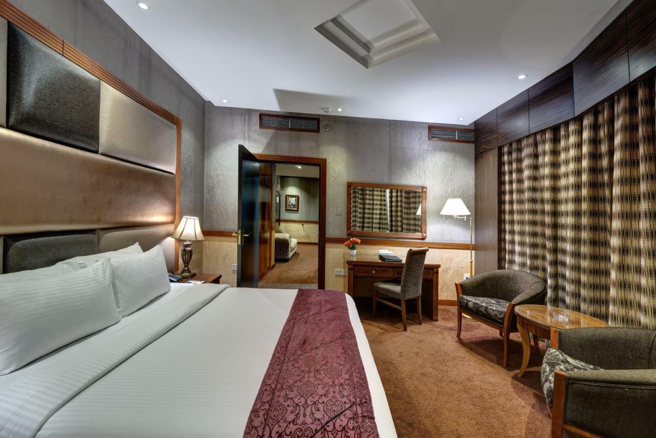 Delmon Palace Hotel Dubai Exterior foto